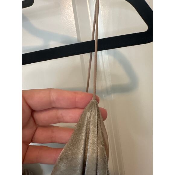 Self-Portrait Velvet Devore Wrap Dress NWT Champagne Grey Size 2 - Picture 10 of 13